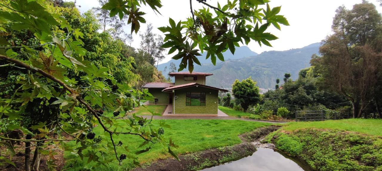 "Casa Verde" En Banos De Agua Santa Con Vista Al Volcan Tungurahua Exterior photo